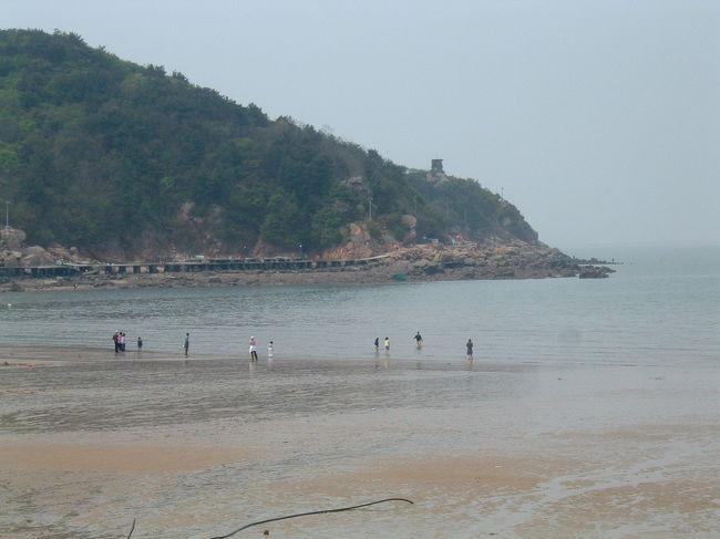 　遠浅の、いいビーチでした。