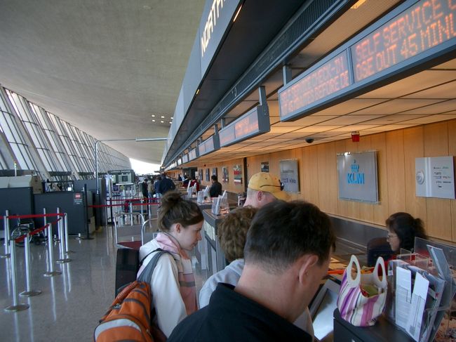 ワシントンDCで、デトロイト便に乗り継ぎます。