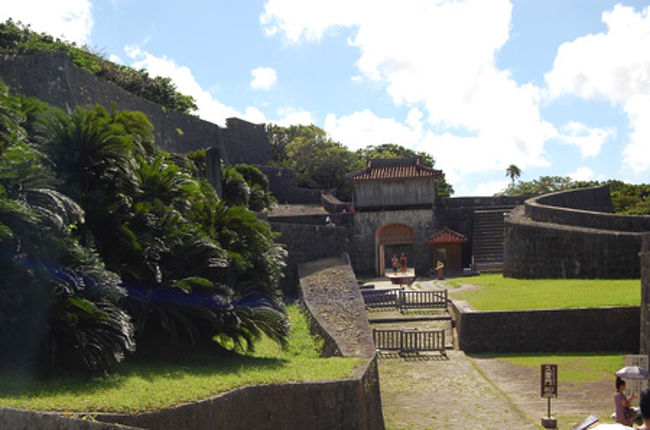 首里城　外壁