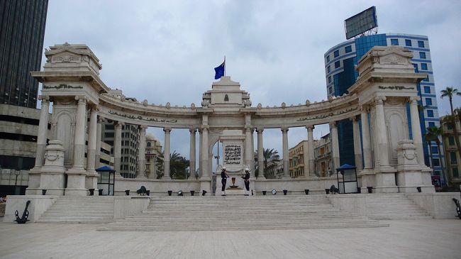 無名戦士の碑に到着。