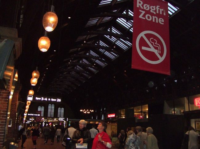 駅構内です。<br />なんだか雰囲気あります。