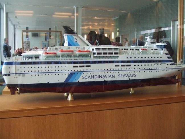 DFDSシーウェイズのパール・オブ・スカンジナビア号に乗り、コペンハーゲンからオスロへ向かいます。（船内一泊）<br />http://www.dfdsseaways.jp/DSW/JP/<br />