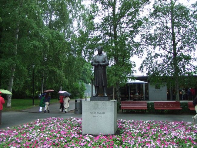 作者の、グスタヴ・ヴィーゲラン。