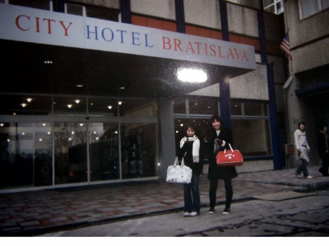 スロバキアで泊まったホテル☆<br /><br />暖房の調子が悪くて、あんまり部屋が暖かくならなく<br /><br />て寒かった。。