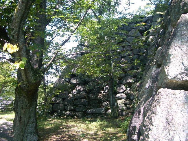 ■想い出さがし奈良１１５０ｋｍの旅<br /><br />●大和郡山城跡<br />「天守台石垣」