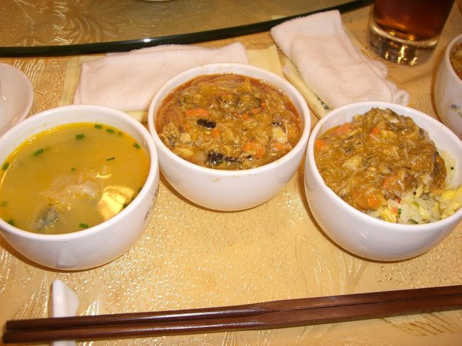 カニ料理♪<br /><br />友達と全部半分こした！！<br /><br />めっちゃ混んでたー！！<br /><br />蟹味噌坦々麺と蟹チャーハンとなんかのスープ★<br /><br />美味しかった♪