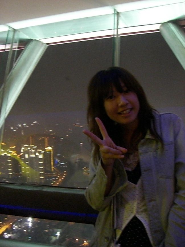 上海に戻ってきて、東方明朱塔に今度はのぼりました<br /><br />♪♪