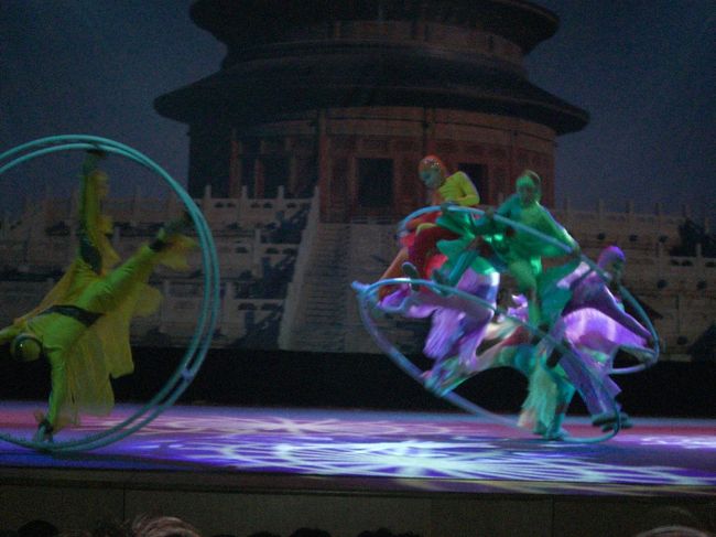 上海雑技団をみにきましたー！！<br /><br />どれも凄くてびっくりしました！！