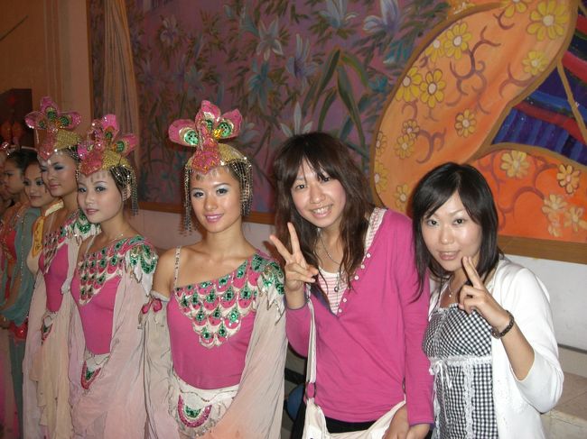 ショーに出てた人たちと写真撮っちゃいました！！