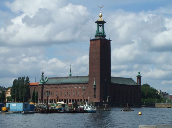 ノーベル賞授賞祝賀晩餐会の開かれる、市庁舎全景です。