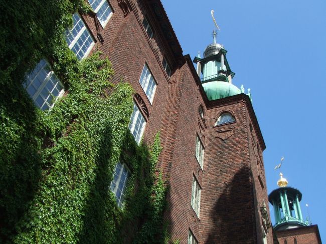 威風堂々、赤レンガが素敵です。