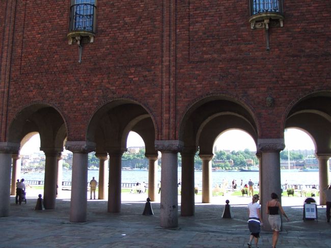 名残惜しいですが、そろそろホテルに向かいます。