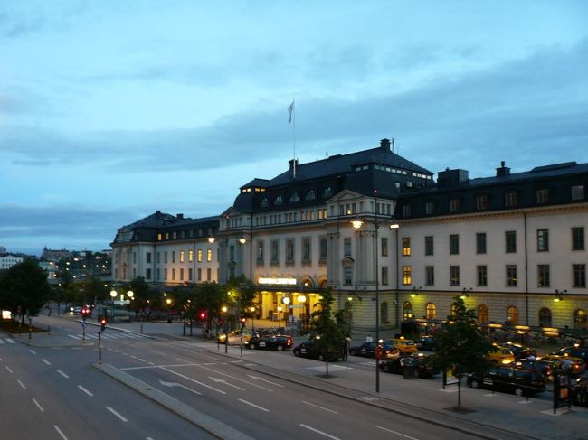 道に迷ったストックホルム中央駅。 <br />一度位置関係がわかるとわかりやすい位置関係だった...<br /><br />1時間くらい街を散策してホテルに戻り、就寝。 