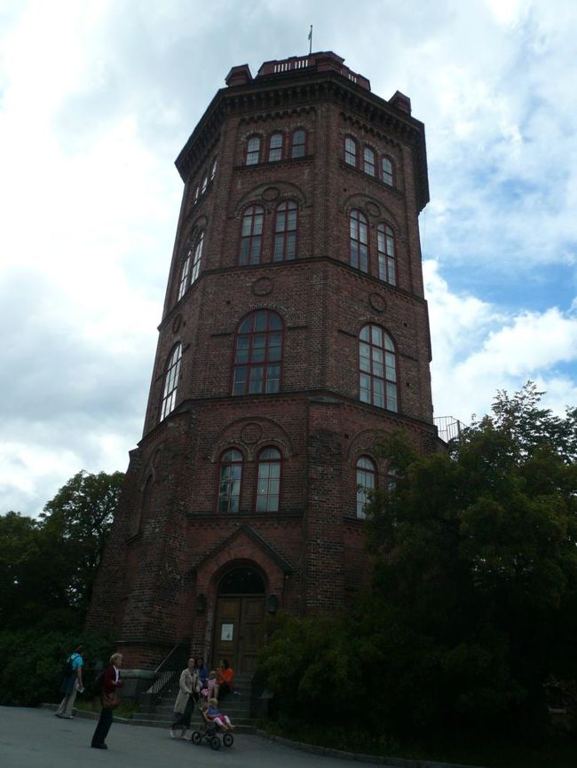 スカンセン Skansenというスウェーデンの伝統的な建物が集められている野外博物館へ。 