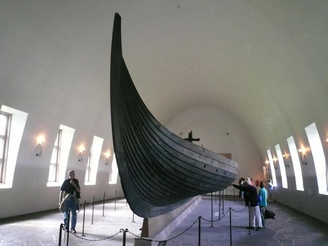 ヴァイキング船はスマートでとても綺麗だと思う。 