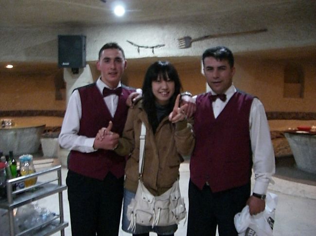 洞窟レストランのおじさんと♪