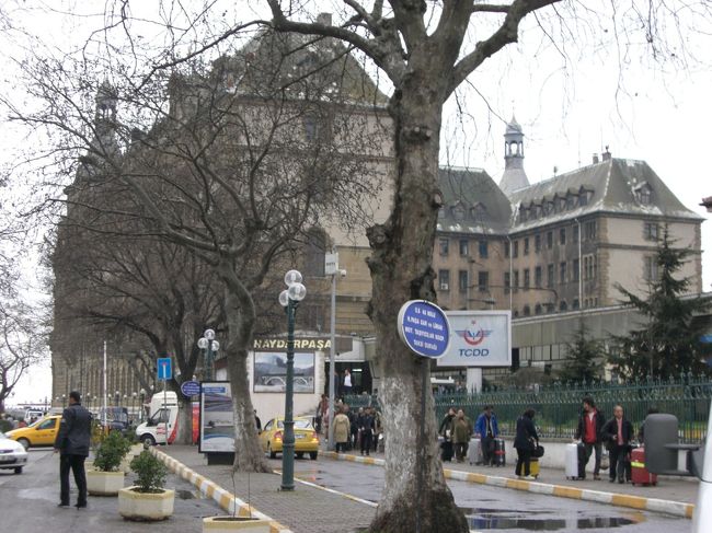駅周辺の町並み♪