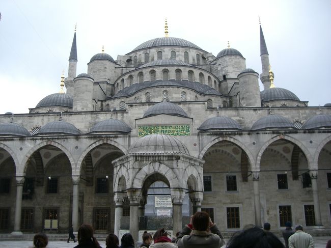 ブルーモスク☆<br /><br />ライトアップするともっと綺麗だと思う！！