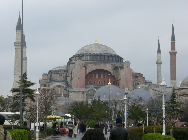 こちらはアヤソフィア☆<br /><br />中には入ってません。