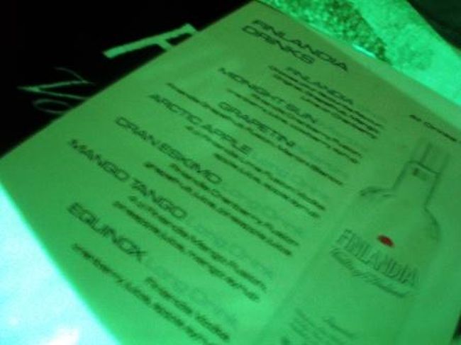 メニューはこちら。<br />基本的にはフィンランディアという<br />ウォッカのカクテルです。<br />