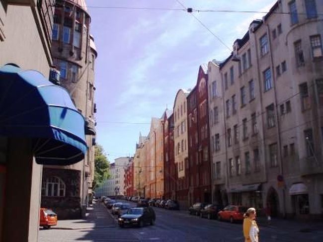 12:00<br />残り時間があとわずかですが、<br />午後もおみやげもの、掘り出し物探しです。<br />