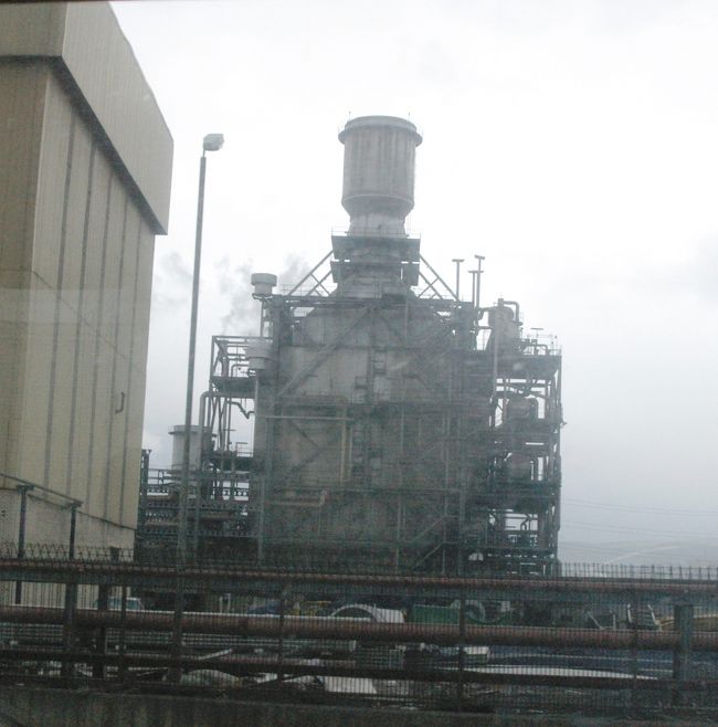 石油化学工場？