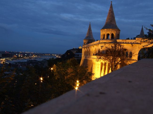 すっかり日が暮れてきました。