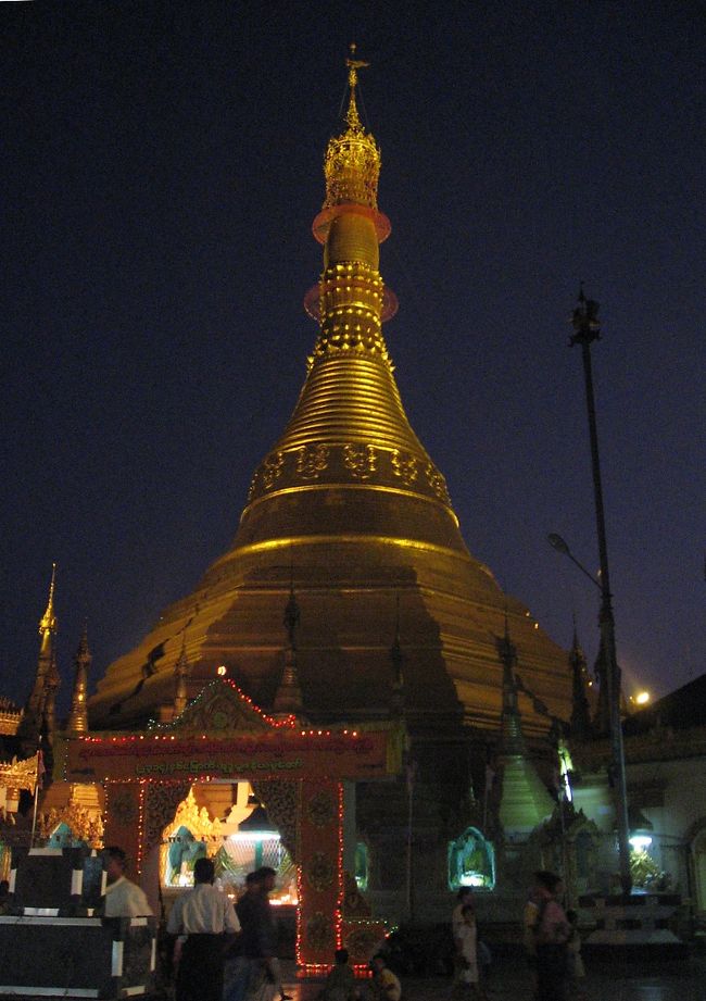 マハムニパゴダ。