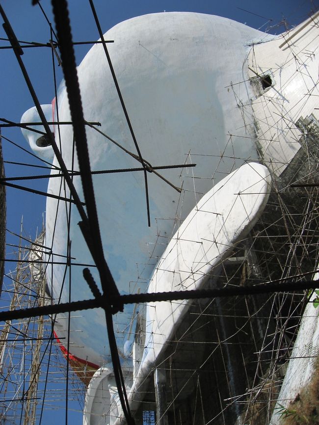 プロジェクト自体がどこか間違った方向に向かっているような気もするけど……