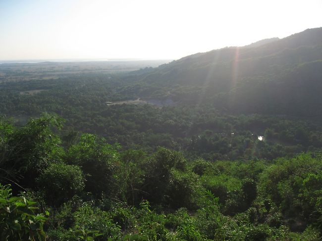 早くも日が傾いてゆく。