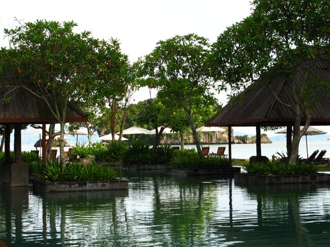 マレーシア2007-16　ランカウイ島16　プール　　　31/　　18