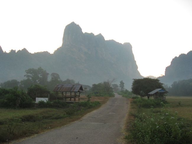 比較的、道路状態は良好。<br />途中で未舗装道路もあるけど、これだけはっきりした目標を見失うことはありえない。