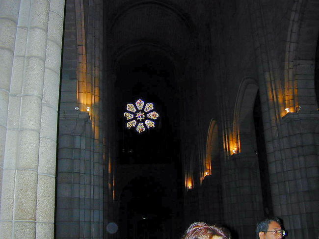 ポルト大聖堂の内部です。