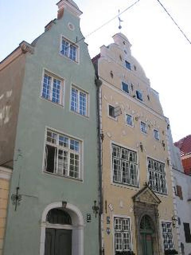 ３人兄弟<br />中世の建物。住宅としては、リーガでもっとも古い。