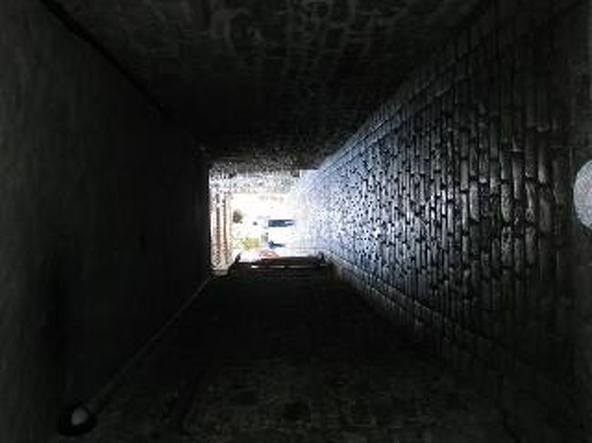 この通りも大好きな通り。朝は、静かで本当に現代を忘れちゃう。