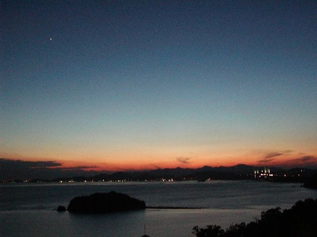 瀬戸内の夕暮れ（南淡路ロイヤルホテルより）
