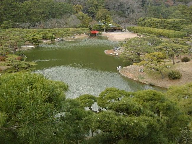 栗林公園の美しい庭園