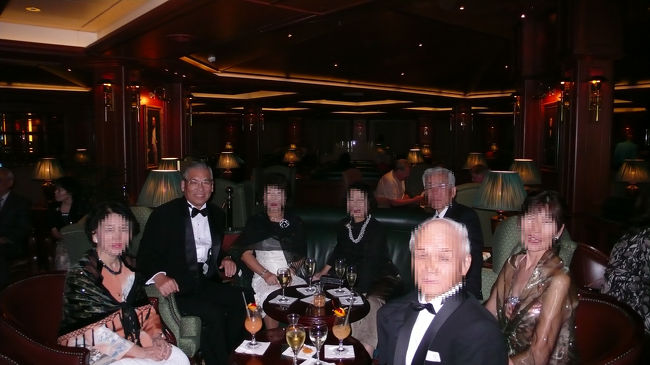 楽しいご夫婦と優雅な３人兄妹とご一緒さしていただきました。<br />後日、再会の昼食会を名古屋で開きました面々です。