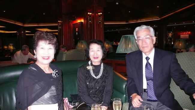 優雅で話題豊富で旅行好きな３人姉弟でした。