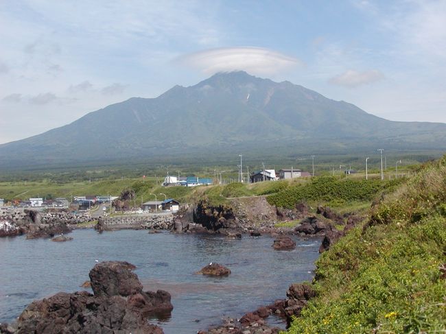 ５日目：利尻島／仙法志御崎公園から見た利尻富士。<br />会えるかなと期待していた公園のアザラシ君は逃げてしまったそうです。<br />残念！