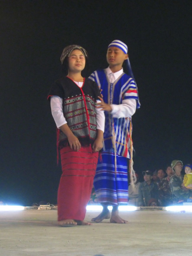 これで全プログラム終了……かと思ったら、<br />なにやら寸劇が始まった。