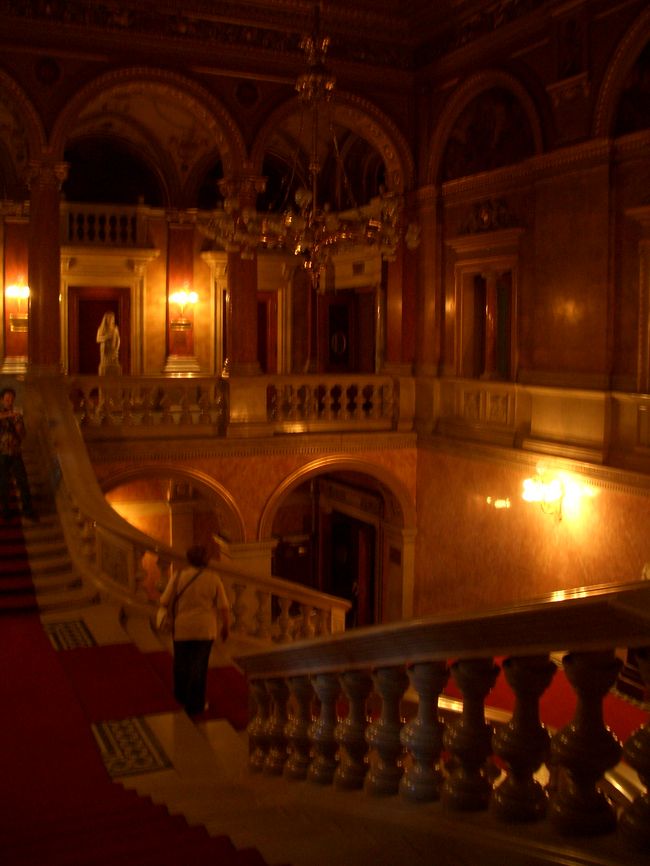 劇場内部の階段部分。