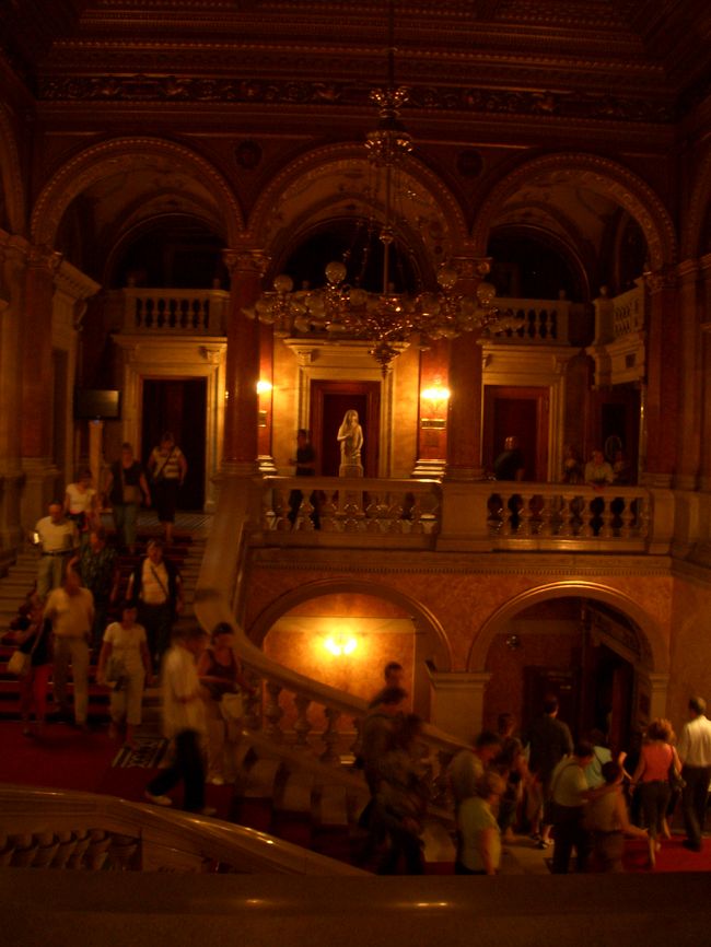 またまた違う部屋に移動〜。