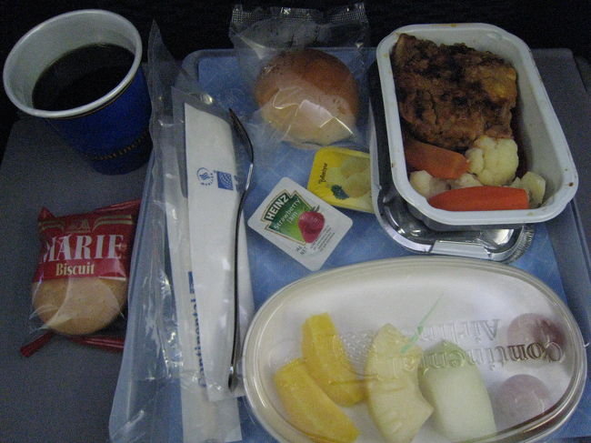 朝は、ラザニア。味が濃いです。<br />なぜか、クッキーがつきます