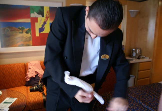 次に作ってくれたのがリス。腕の上に乗せて動くんです。へぇーー！凄い！