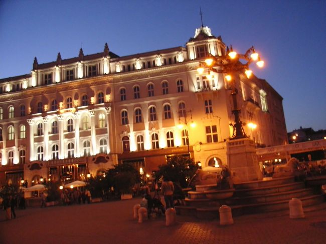 【カフェジェルボー】外観。<br />エリザベートお気に入りのカフェです。<br />