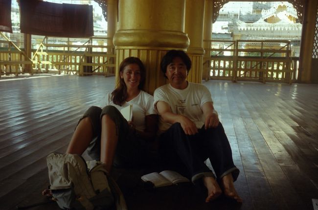 オランダ人のSadyi は4ケ国語バイリンガルギャル