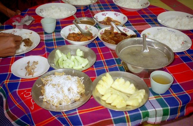 お布施をすると美味しい食事がいただける