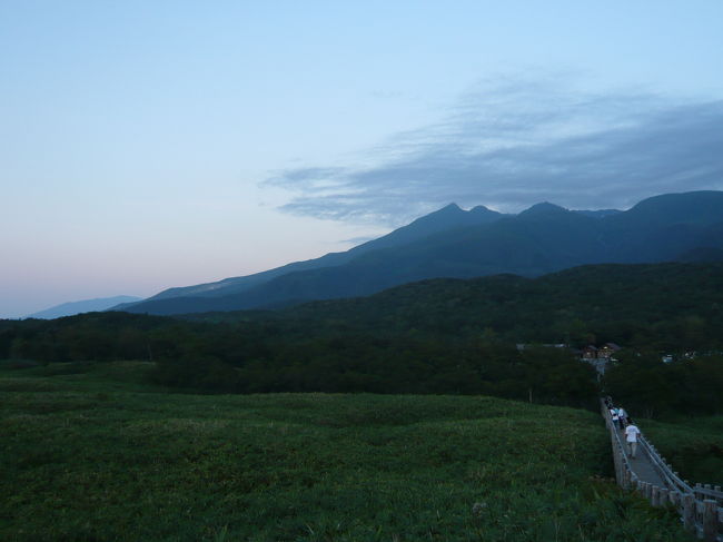 知床五湖から見る連山も美しい！