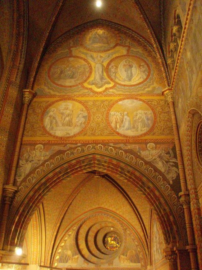 マーチャーシュ教会です